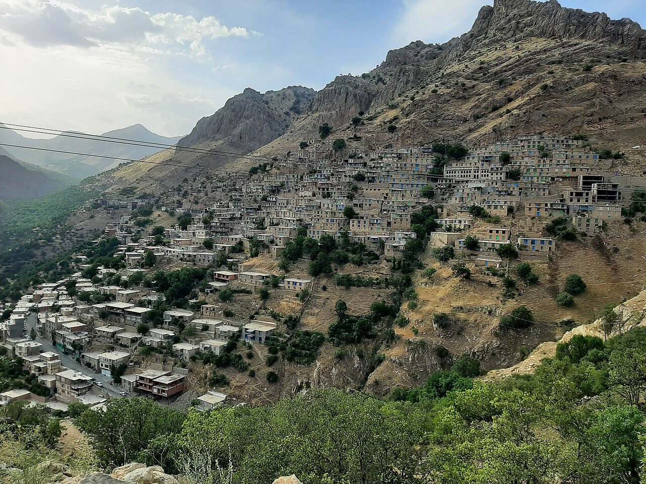 خانه‌های پلکانی در اورامانات
